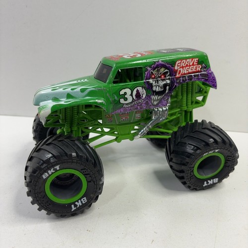 Grave digger monster - digger, truck