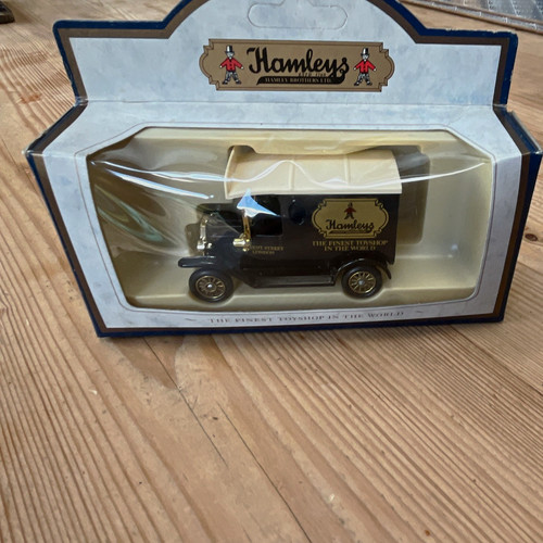 Lledo hamleys ford - ford, model