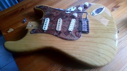 Loaded stratocaster body - loaded,