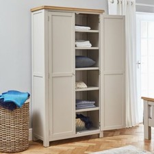 Cupboard Storage Shaker