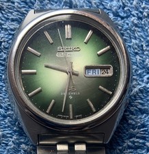 Vintage 1976 Seiko 5 Actus