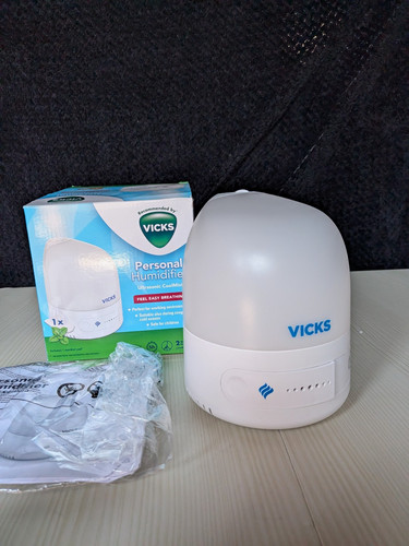 Vicks personal humidifier - personal,