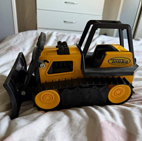 Tonka tracked dozer - tonka,