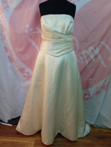 Job lot wedding dresses - 5,