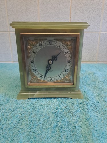 Stunning green onyx case - green,