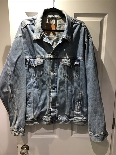 Preloved authentic used levi - preloved,