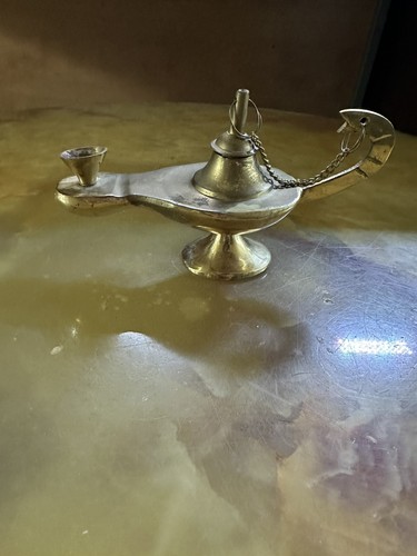 Vintage brass aladdin oil - brass,