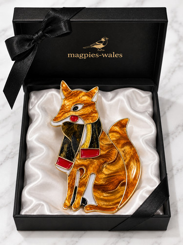 Super cute resin fox brooch - cute,