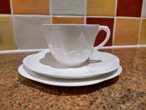 Antique shelley dainty white - antique,