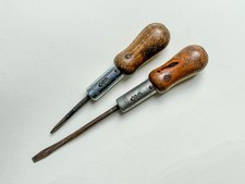 Two vintage MOORE & WRIGHT ratchet screwdrivers