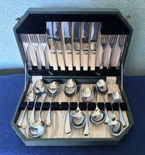 Vintage Chrome Plated 32 Piece