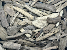 1KG Driftwood Pieces Art Craft, Display ,Decorations Wedding Beach - x120 Approx