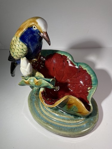 Majolica bird perched water - majolica,