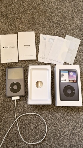 Apple ipod classic - 160gb, black