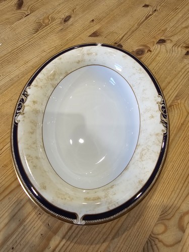 Wedgwood open oval - , serving