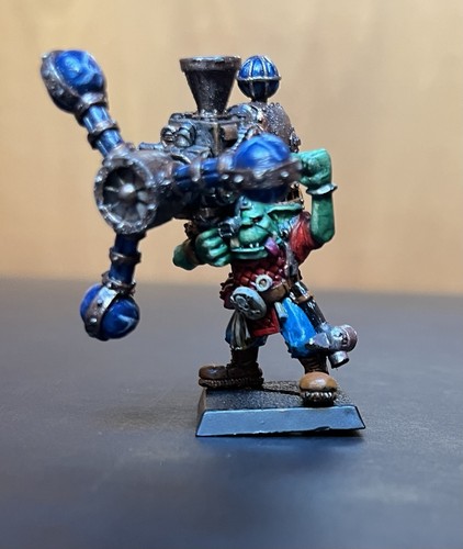 Ork mek with shokk - mek,