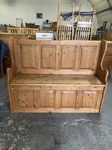 Gorgeous vintage pine hall - gorgeous,