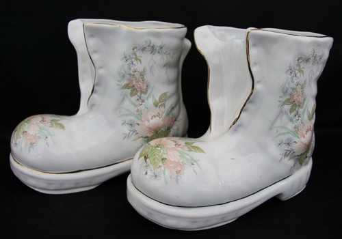 Pair charming vintage - of,