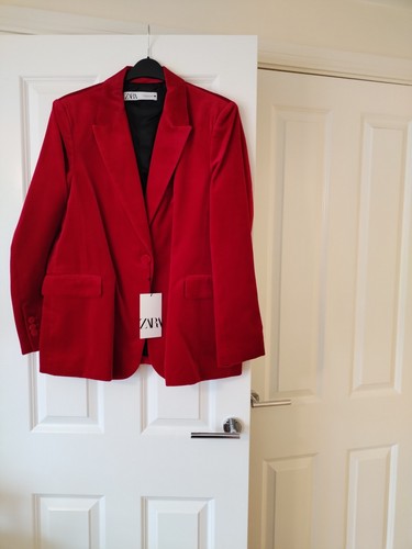 Zara gorgeous red - zara, feels