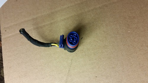 Mercedes parking sensor plug - mercedes,