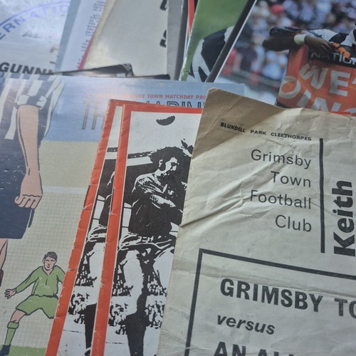 Programmes friendlies - programmes, (10)