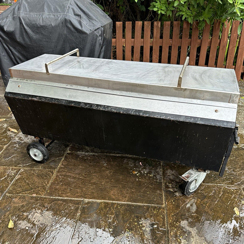 Hog roast gas - hog, roast,