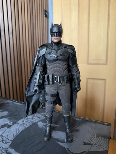 Hot toys the batman - hot,
