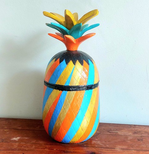 Bar bespoke pineapple - bar, ice