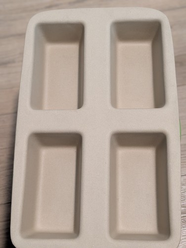 Pampered chef stoneware mini - chef,