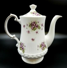 VINTAGE QUEENS ROSINA GOLD