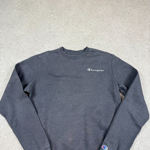 Champion sweatshirt small - champion,