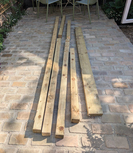 Mixed lot 7cm fence - of,