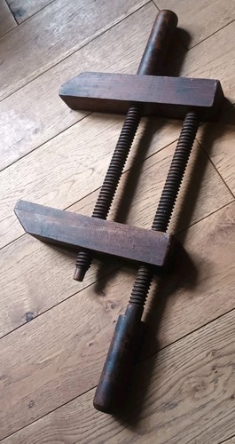 Large antique wooden screw - large,