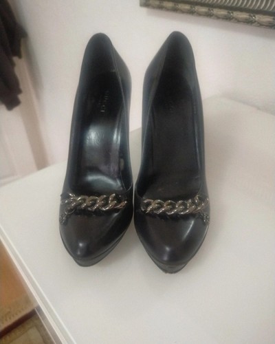Authentic gucci shoes - gucci,