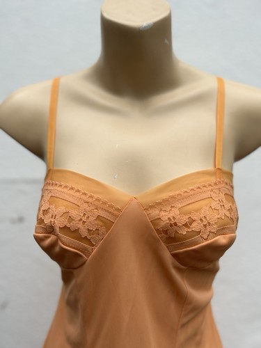 Dainty feminine true - dainty,