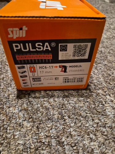 Spit pulsa nails - spit,
