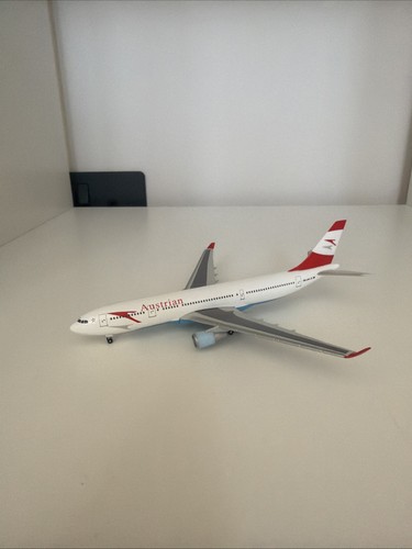 Herpa austrian a330 500 - herpa, 1:500