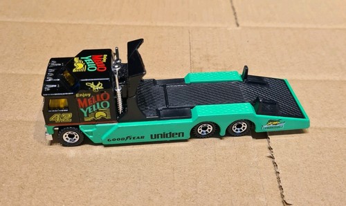 Matchbox nascar kenworth - matchbox,