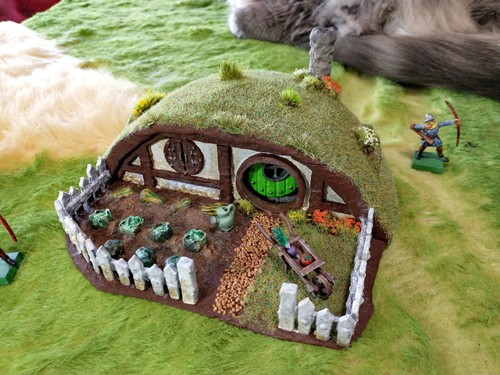 Painted hobbit gardener - painted, gardener's