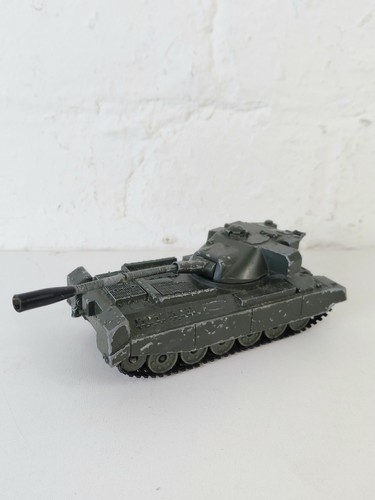 Corgi chieftain medium tank - medium,