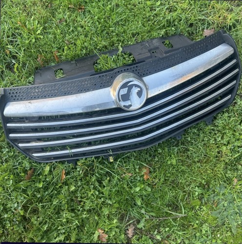 Vauxhall vivaro x82 - b,