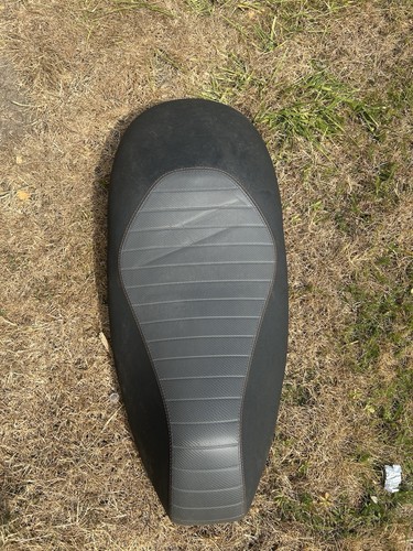 Vespa 300 gtv seat - vespa,