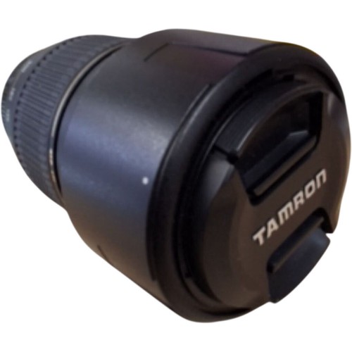 Tamron 200mm f 2 - 70-200mm, f/2.8