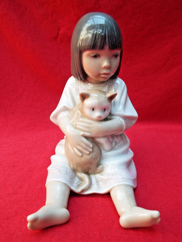 Lladro nao girl nightie - lladro,