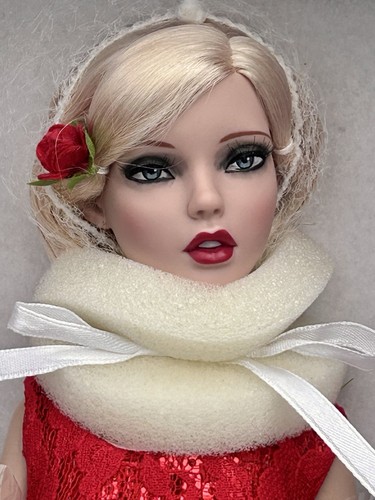 Tonner deja red hot - deja,
