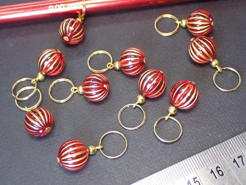 Pretty knitting stitch markers - knitting,