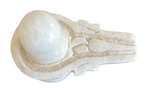 White marble shiva - lingam, 3