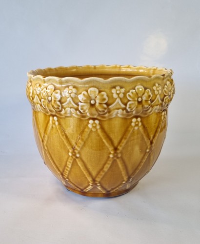 Antique c1919 medium - c1919, mustard