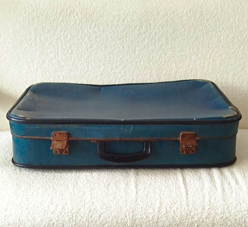 Vintage retro blue large hard - vintage/retro,