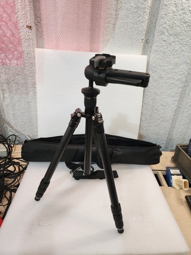 Surveyors tripod new - surveyors, new?